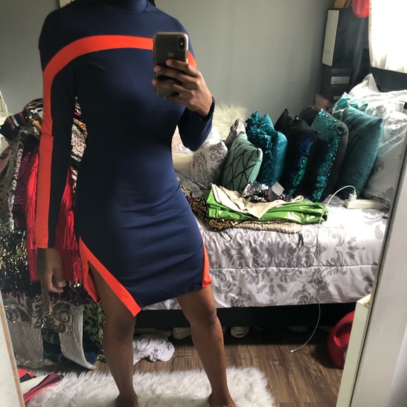 Forever 21 Dresses & Skirts - Dress With Split Forever 21 Dresses & Skirts - Dress With Split